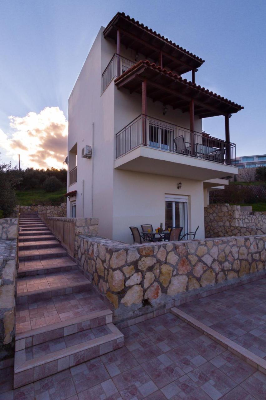 Like Home Agia Marina Extérieur photo